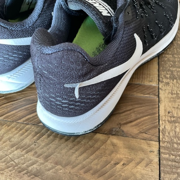 Nike Air Zoom Pegasus 33 Running Shoes - Picture 5 of 7